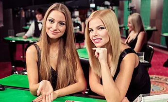 Nhân viên hỗ trợ khách hàng của i9bet100 sẵn sàng giải đáp thắc mắc về quyền riêng tư
